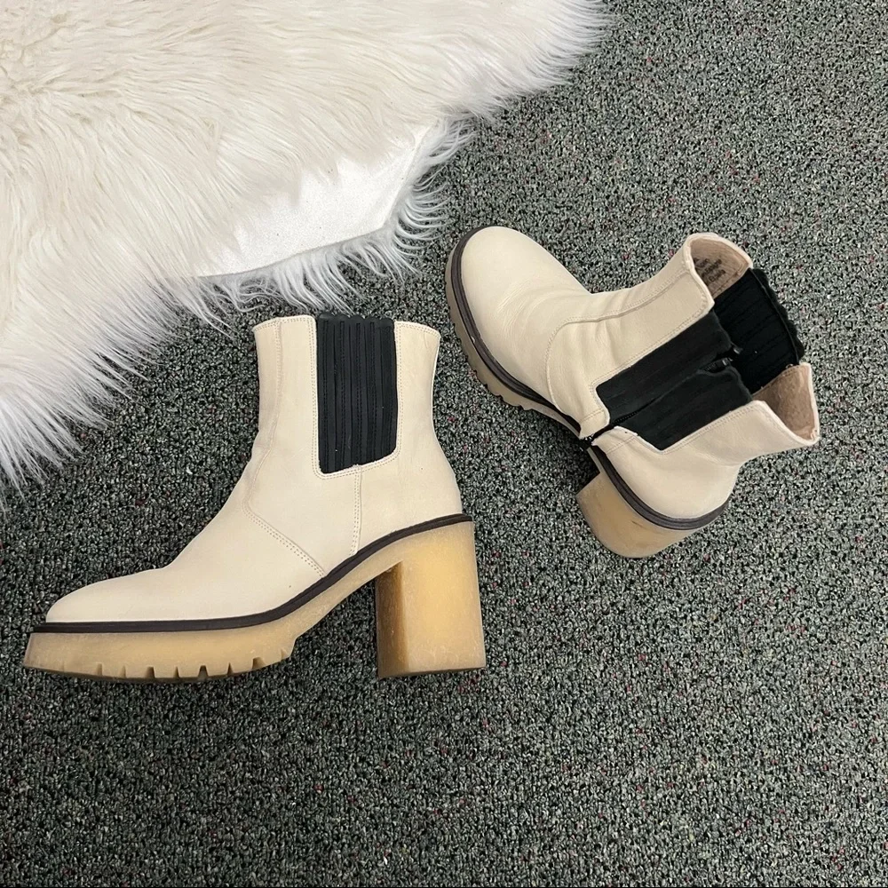 FREE PEOPLE Bone White Cream & Black Leather James Chelsea Chunky Heeled Boot 9 - Picture 13 of 16
